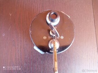 Spínací skříňka Bosch.