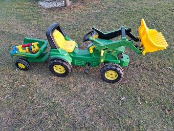 Šlapací traktor John Deere 7930 s předním nakladačem