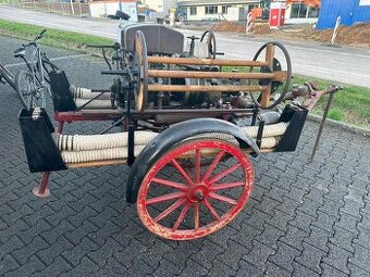 Hasičská stříkačka Magirus