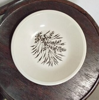 talíře, talířky, velký talíř na chlebíčky