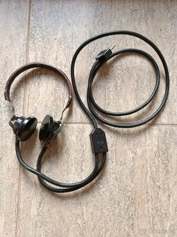 bakelitové sluchátka Tesla