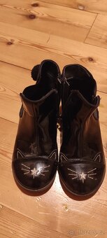 Boty dívčí vel. 29