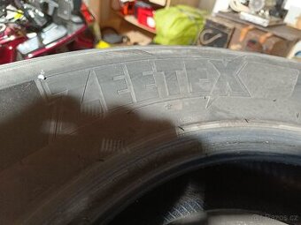 NISSAN NAVARA - ZIMNÍ PNEU Zeetex WH1000 255/65 R17 114H