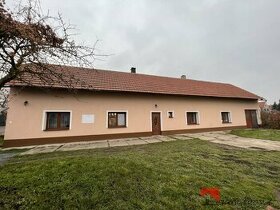 Prodej rodinného domu 3+1, 960 m2, Malý Újezd - Vavřineč - 1