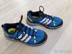 outdoorové boty Adidas vel. 32 - téměř nové