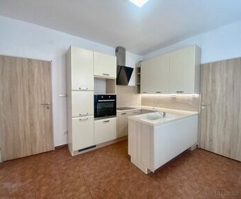 Pronájem bytu 2+kk ve Fryštáku v centru obce