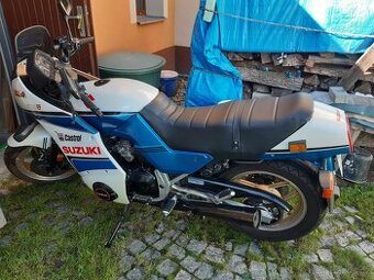 Suzuki GSX 750 EF