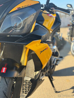 Aprilia Tuono V4R - 21k najeto, původ ČR