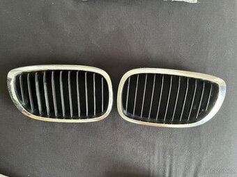 BMW e46 popelník za loketní opěrku, použité ledvinky