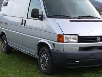 VW Transportér T4 2.5tdi motor 75kw.