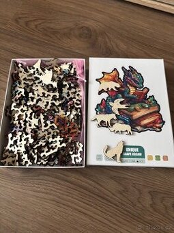 Dřevěné puzzle s motivem draka