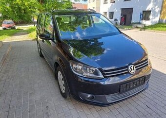 Volkswagen Touran 1,6 Comfortline nafta manuál 77 kw
