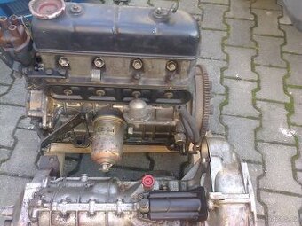 škoda 100 nebo renault 5