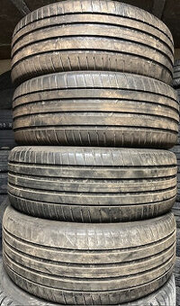 255/50 R20