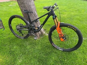 Enduro horské kolo Forbidden Dreadnought 2024, výbava XTR