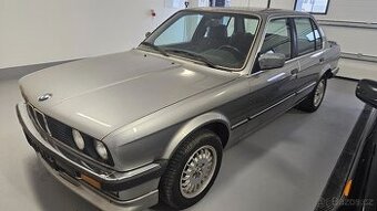 Bmw e30 2.5 E automat