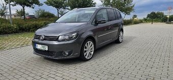 Volkswagen Touran 1.4 TS DSG -I Highline 103kw - NAVIGACE