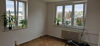 Družstevní podíl–byt 3+1 s balkonem, Chodov u Karlových Var