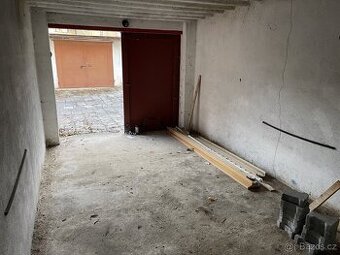 Garaz hornická nemocnice Karviná