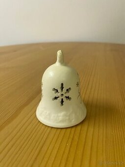 Porcelánový vánoční zvonek – „Šťastné a veselé“, Jana