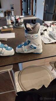 Prodam detske lyzaky Nordica c.24