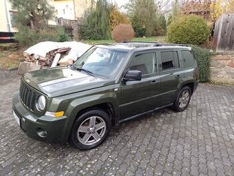 Jeep Patriot 2.4 benzín