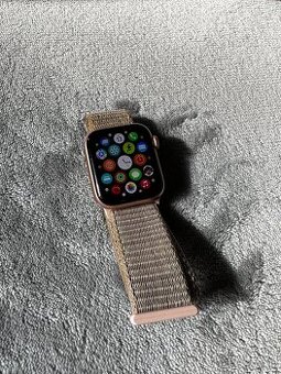 Apple Watch Series 5 Rose Gold