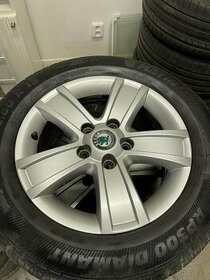 alu kola Skoda r15 letni pneu
