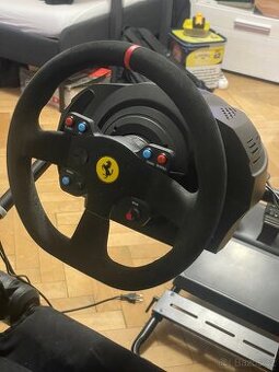 Volant Thrustmaster T300 Ferrari Alcantara Edition