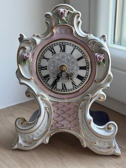 Stolní hodiny Royal Dux