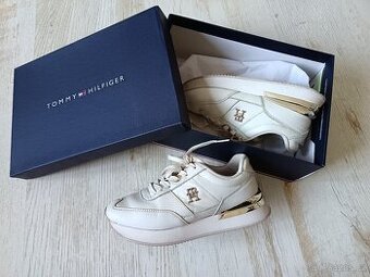 Tenisky Tommy Hilfiger