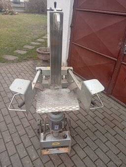 Štípačka na dřevo