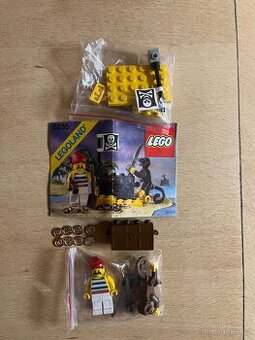 Lego pirates 6235