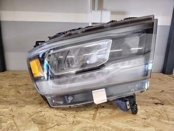 Právé světlo Ram 1500DT - 1