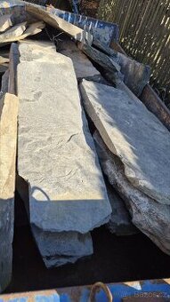 Kamen na chodník, kamenné placáky