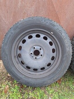 Zimní pneu 3ks 205/55/R16H 4x plechové disky Škoda Scala