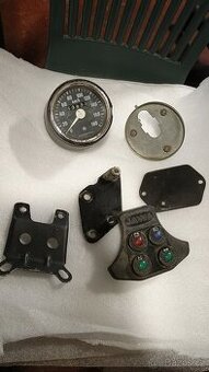 Tachometr + díly, kontrolky Jawa 350 (634)