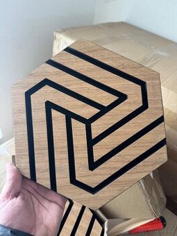 Akustické panely HEXAGON – Dub karamelový