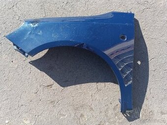 Prodám levý přední blatník Škoda Fabia 2 facelift