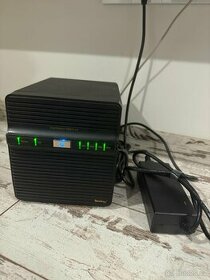 Synology NAS DS411+ii  + 4 x 1,8 TB Seagate NAS HDD
