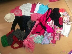Balík dívčího oblečení, velikost 6- 8 let