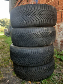 celoroční pneumatiky 215/55 R17 - 1