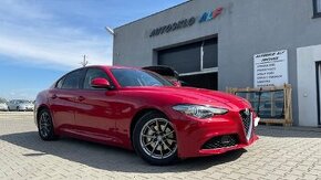 Alfa Romeo Giulia, 2,0Tbi / 147KW / AUTOMAT / DPH/ RV 2/2018