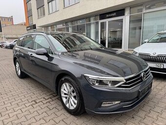 VW Passat B8 2.0 TDI 110kW DSG Matrix LED Kamera Navi ACC - 1