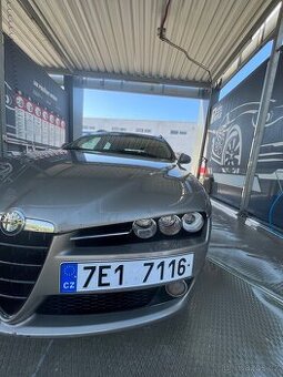 Alfa Romeo 159