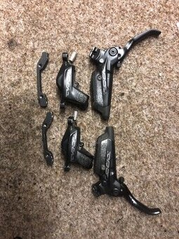 Brzdové páky a třmeny SHIMANO + zadni kol