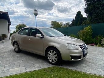 Jetta 1.6 75kw 2007 nová Stk