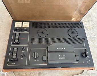 Magnetofon Tesla B 101