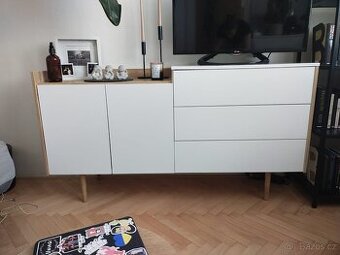 Obývací stěna