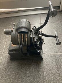 Projektor ALMO